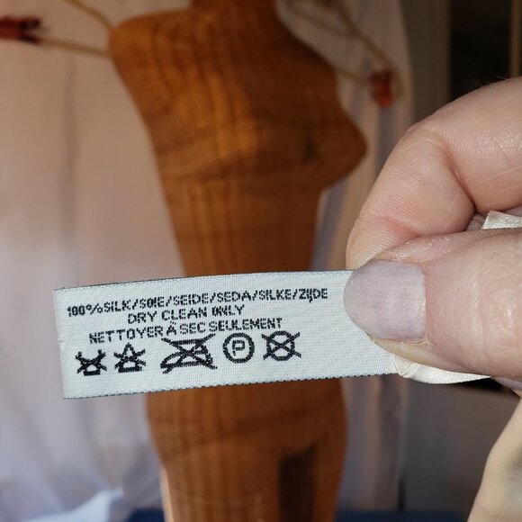 Liz Claiborne 100% Silk Scarf, Cream, Blue, Red, Gold - Picture 4 of 4